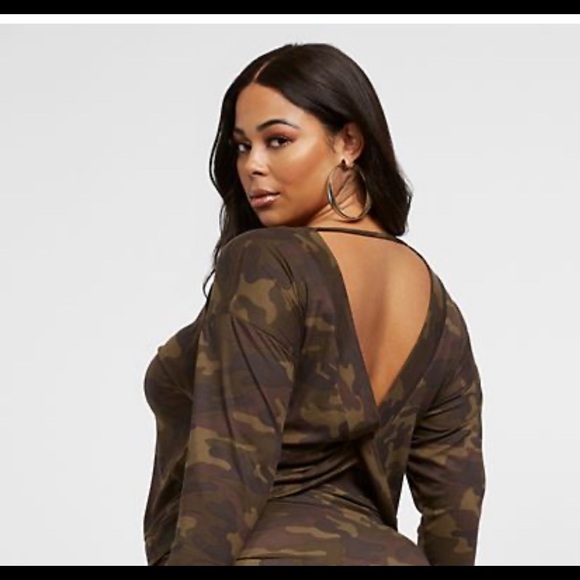 Karlie Camo Open Back Top - Picture 2 of 4